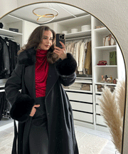 Mantel Jolie mit Felldetails Schwarz