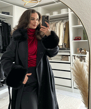 Mantel Jolie mit Felldetails Schwarz