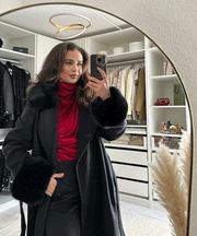 Mantel Jolie mit Felldetails Schwarz